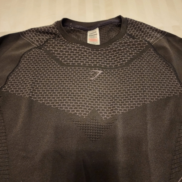Gymshark Onyx Longsleeve Top - Picture 4 of 4